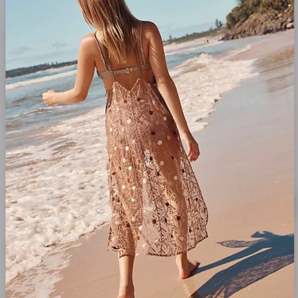 Free People After Sun Slip - Picture 2 of 4